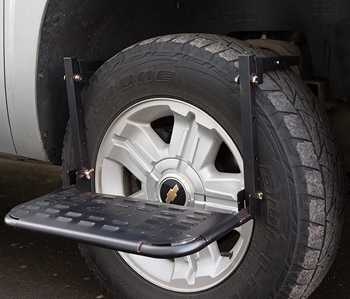 How to Mount a Tailgate Ladder for Pickup Truck